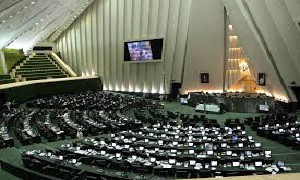 بیانیه نمایندگان مجلس در محکومیت تمدید 10 ساله تحریم ها علیه ایران 