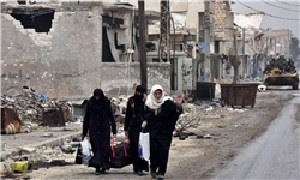 وزارت دفاع روسیه: تا کنون 108 هزار غیر نظامی از حلب خارج شده‌اند