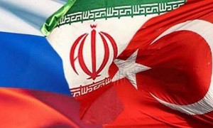 آمادگی روسیه، ایران و ترکیه برای همکاری در صلح سوریه