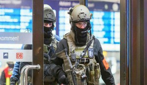حمله با تبر به مسافران ایستگاه قطار در آلمان