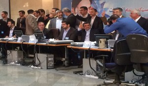  احمدی نژاد در انتخابات ریاست جمهوری ثبت‌نام کرد