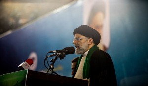  رئیسی در اسلامشهر: کنار رفتن سایه جنگ به دلیل حضور مردم است