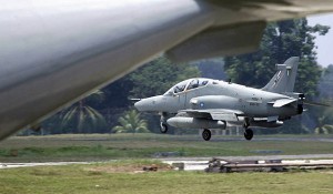  هواپیمای نیروی هوایی مالزی ناپدید شد/عملیات جستجو آغاز شده است