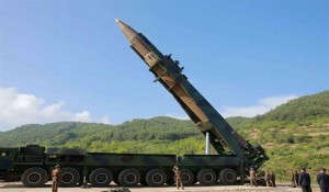  کره شمالی بعد از هشدار ترامپ : طرح عملیاتی حمله به گوام را بررسی می‌کنیم 