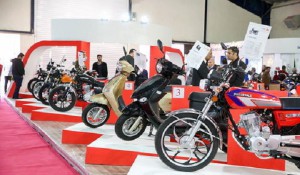  بی اطلاعی انجمن موتورسیکلت از درخواست عجیب دو وزیر