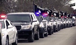 انهدام دو خودرو نظامی تروریست های داعش