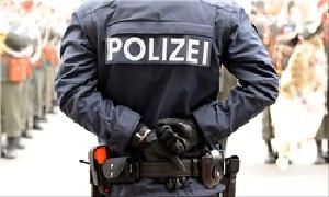 پلیس برلین: فردی را اشتباهی به جای عامل حمله شب گذشته دستگیر کردیم/تدابیر امنیتی افزایش می‌یابد