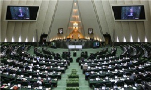 مجلس با تعیین سقف برای پاداش خدمت بازنشستگان مخالفت کرد