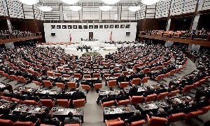 پارلمان ترکیه به طرح افزایش قدرت اردوغان رای مثبت داد 