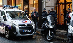 دادستان کل فرانسه: مظنون حمله به موزه لوور پاریس مصری است