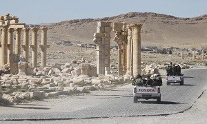 ورود ارتش سوریه به پالمیرا/ عروس بادیه از چنگال داعش خارج شد