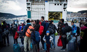  یک پناهجوی سوری با مخفی شدن در چمدان می‌خواست به یونان برود