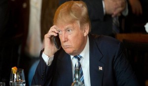  رئیس‌جمهور آمریکا به پروتکل‌ها و انضباط سیاسی پایبند نیست؛ ترامپ: به تلفن همراهم زنگ بزنید!