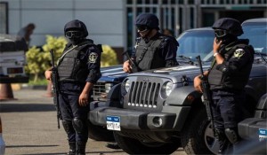  ۱ کشته و ۴ زخمی در پی حمله تروریستی به نیروهای پلیس مصر 