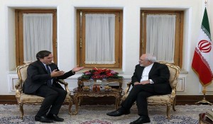 وینچنزو آمندولا معاون وزیر امور خارجه و توسعه همکاری‌های بین‌المللی ایتالیا در دیدار با ظریف از سفر آینده  وزیر خارجه ایتالیا  به ایران خبر داد
