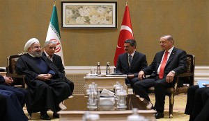  روحانی در دیدار رییس جمهور ترکیه: اراده مقامات ایران و ترکیه توسعه روابط دوجانبه است/ هر گونه تغییر در جغرافیا و مرزها به ضرر ملتهای منطقه خواهد بود 