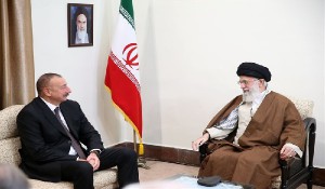  امام خامنه‌ای در دیدار رئیس‌جمهور آذربایجان: باید مقابل اقدامات مخالفان روابط ایران و آذربایجان ایستادگی کرد 