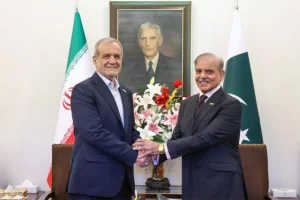 ترسیم نقشه راه تهران و اسلام آباد برای دستیابی به حجم روابط ۱۰ میلیارد دلاری