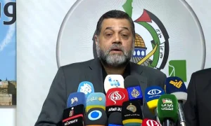 اسامه حمدان: سلاح مقاومت حق مشروع است